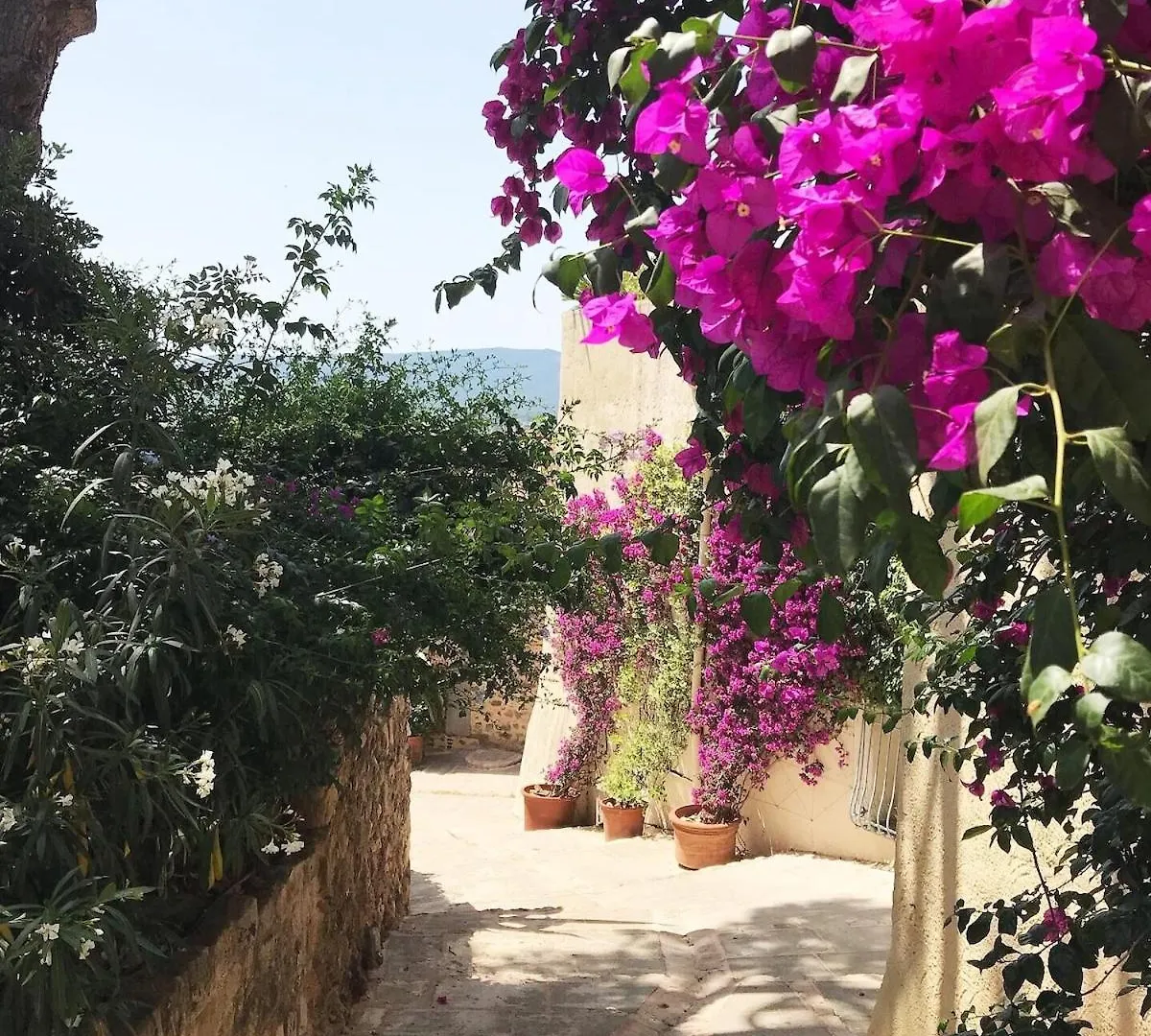 Maison Jasmin, Modern, Air-Conditioned 2-Bed With Lovely Terrace & Communal Pool Le Plan-de-la-Tour 0*,